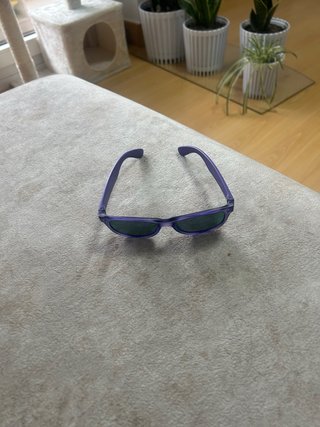 Gafas de sol infantiles moradas