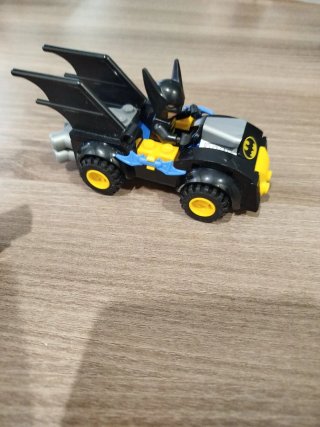 Lego Batman 76137