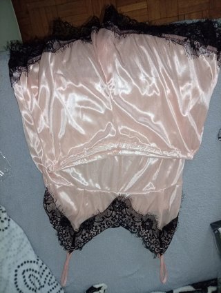 Camiseta de tirantes con encaje