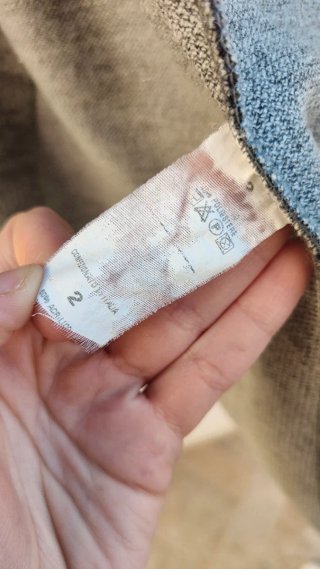 Giacca grigia effetto cascata