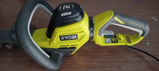 Cortasetos Eléctrico Ryobi 600W