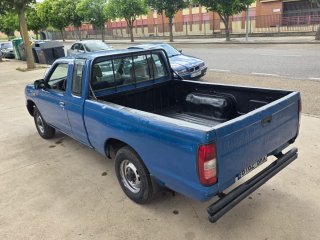 Nissan Pick-up