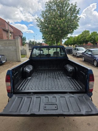 Nissan Pick-up
