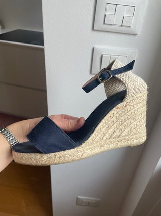 Sandali Castaner con tacco beige/blu 38
