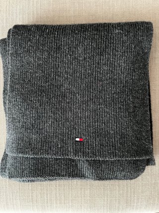 Bufanda de lana gris Tommy Hilfiger