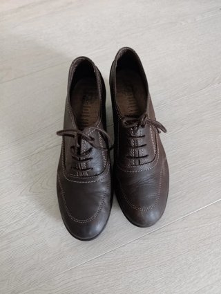 Zapato tacón 24 HRS marrón