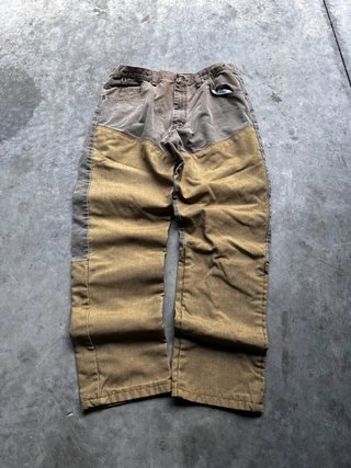 Pantalones de trabajo beige y marrón