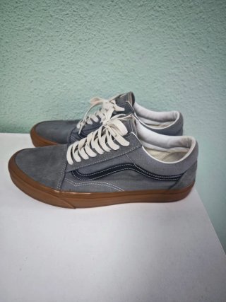 Tenis Vans Negros y Marrones Sin Uso