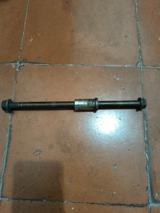 Eje Rueda Honda X8RS/X8RX