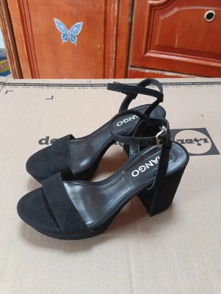 Sandalias Mango Tacón Negro Mujer