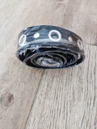 Cinturón negro con tachuelas nuevo estrenar