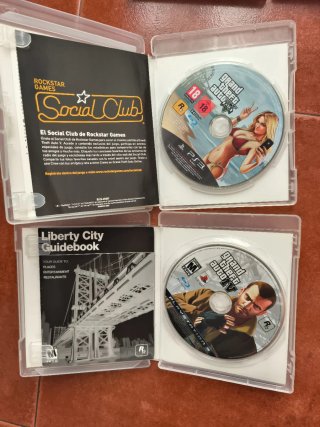 Lote 5 Juegos PS3: GTA IV y V, AC, COD4