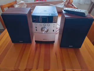 Minicadena Sony MP3 Plata