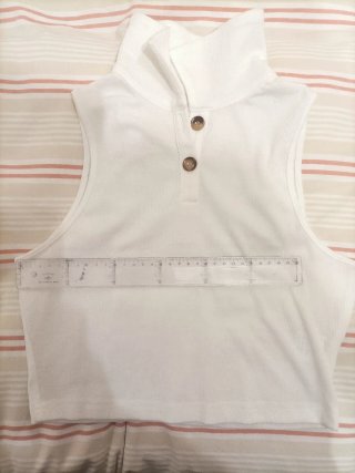 Top corto blanco cuello polo