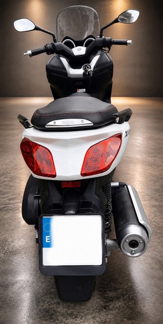 Yamaha XMAX 125 – 2009 – 14.300 km – MUY CUIDADA