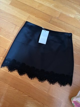 Zara,minifalda pantalón temporada T/S etiquetas!
