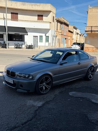 BMW Serie 3 2000 e46