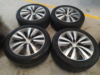 Llantas 17 Peugeot 3008/5008 Los Angeles