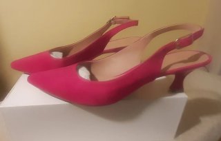 Zapatos de salón tacón bajo rosa