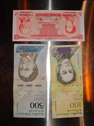 23 Billetes Venezuela