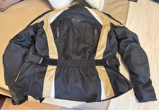 Chaquetas de moto a juego (hombre y mujer)