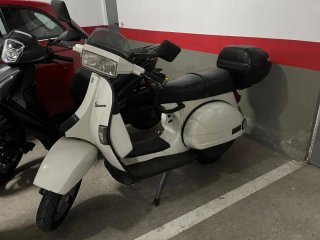 Vespa TX200 Blanca