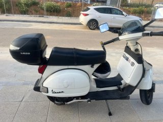 Vespa TX200 Blanca