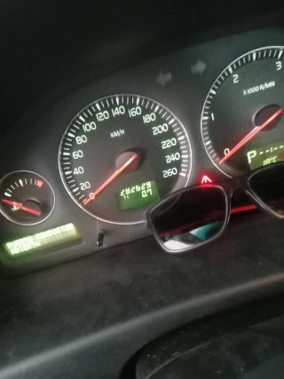 Volvo C70 2004