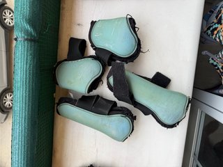 Protectores de salto HKM
