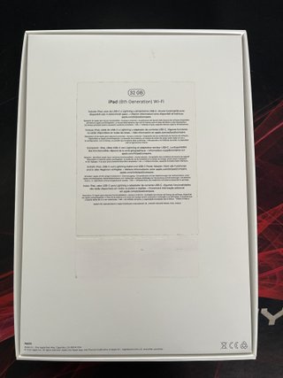 iPad 8ª Geração 32GB +Pencil + Capa Rigída