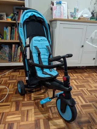 Triciclo Smartrike Plegable Azul Claro