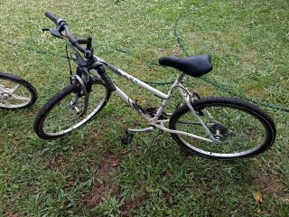 Bicicleta de Montaña Decathlon Blanca