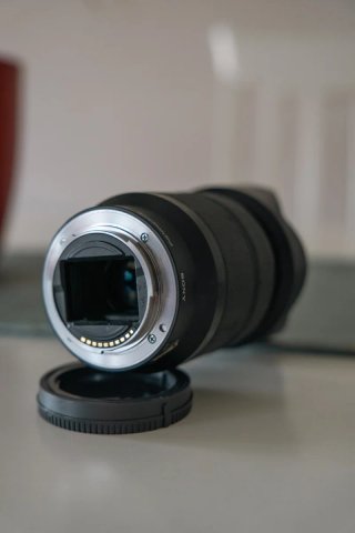 Sony 24-70mm f/3.5-5.6 OSS