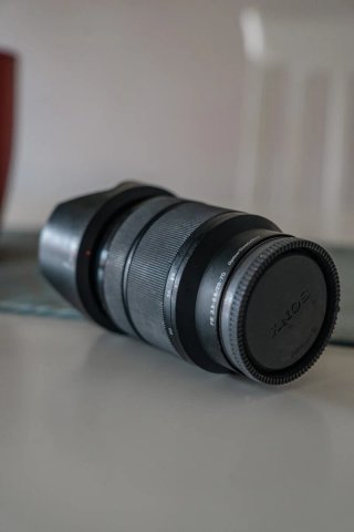 Sony 24-70mm f/3.5-5.6 OSS