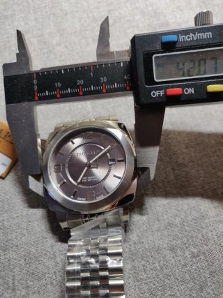 Orologio Trussardi Uomo Acciaio Dorato/Argento