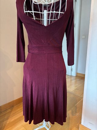 Vestido burdeos manga larga