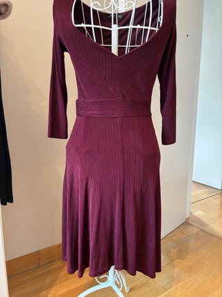 Vestido burdeos manga larga