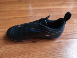 Botas fútbol niño Nike Phantom Talla 32