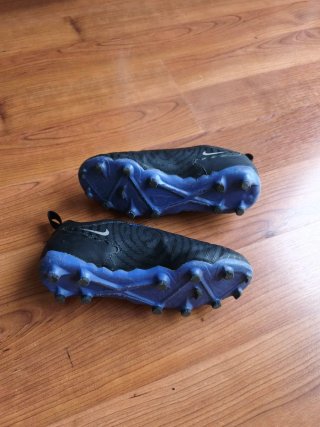 Botas fútbol niño Nike Phantom Talla 32