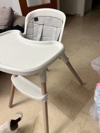 Trona Chicco gris y madera