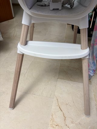 Trona Chicco gris y madera