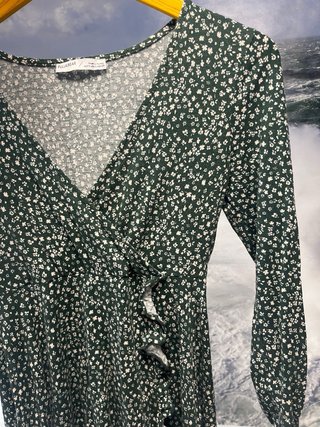 Vestido estampado floral verde y negro