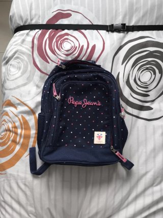 Mochila Pepe Jeans azul marino lunares