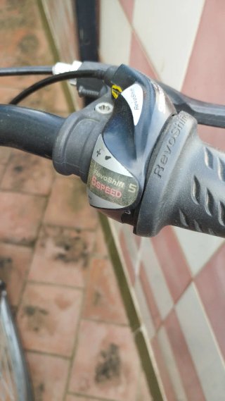BICICLETA PASEO ADULTO CON CESTA y ruedas de 26"