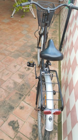 BICICLETA PASEO ADULTO CON CESTA y ruedas de 26"