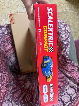 Scalextric Compact Kids Race