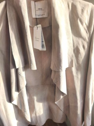 Cazadora Mango Beige Talla XS. Piel auténtica.