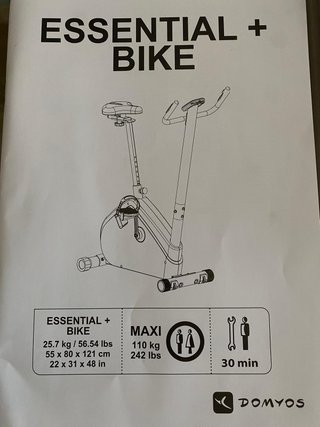 BICICLETA ESTATICA DOMYOS ESSENTIAL + 6KG INERCIA