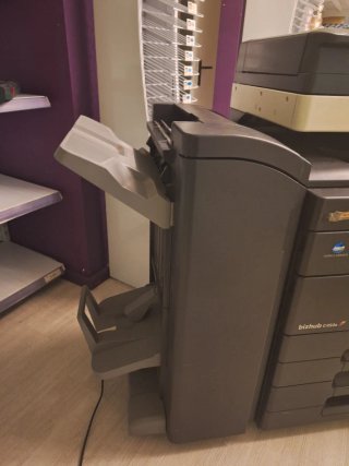 Konica Minolta bizhub C454 Multifunción