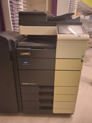 Konica Minolta bizhub C454 Multifunción